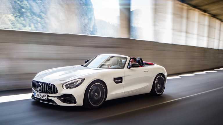 2018 Mercedes-AMG GT Roadster