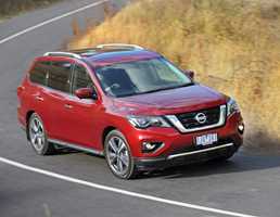 Nissan Pathfinder - Rear Door Alert