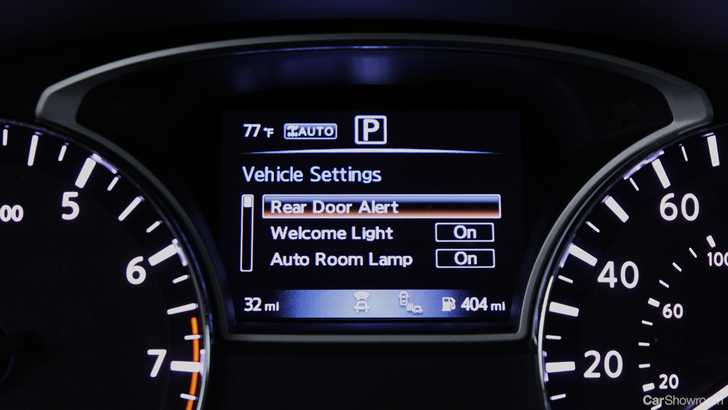 Nissan Pathfinder - Rear Door Alert