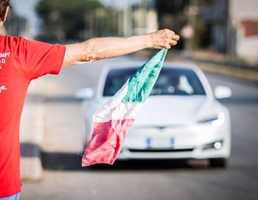 Italian Tesla Model S Owners Break 1,000km On Single Charge