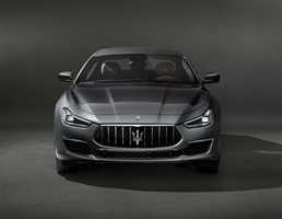 Maserati Reveals Ghibli’s 2018 Facelift In GranLusso Trim