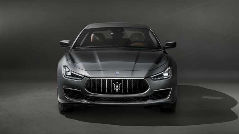 Maserati Reveals Ghibli’s 2018 Facelift In GranLusso Trim