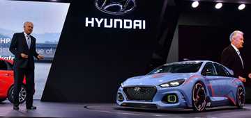 Hyundai Thinks Luxury Tech Is "Stupid"