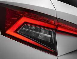 2018 Skoda Karoq - UK-Spec