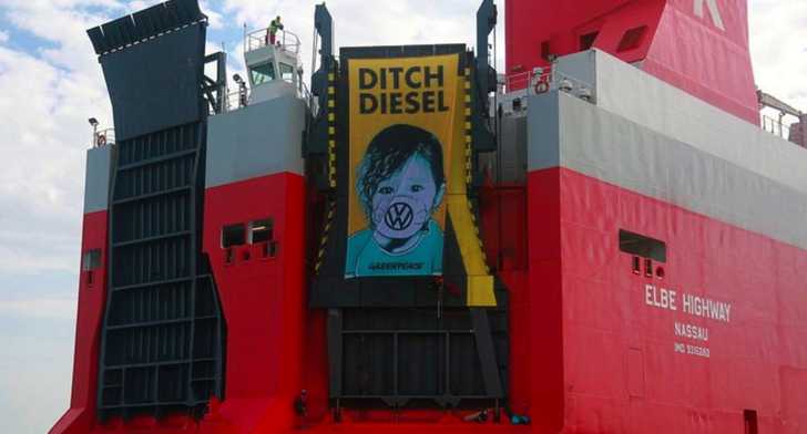 Greenpeace Attempting To Block VW’s From Entering UK