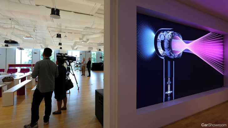 Dyson To Build EV By 2020, Not Vacuum-Powered
