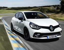 2017 Renault Clio RS 220 Trophy