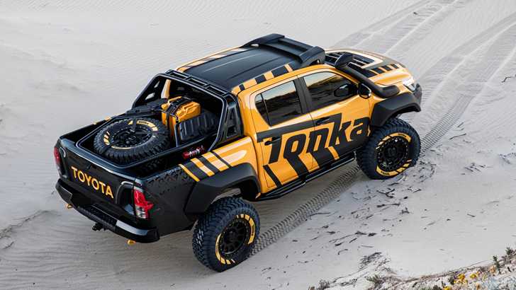 2017 Toyota Hilux Tonka Concept