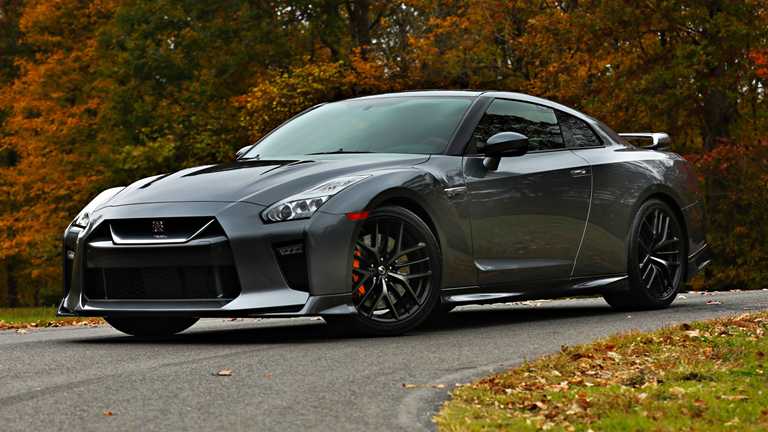 2018 Nissan GT-R Pure