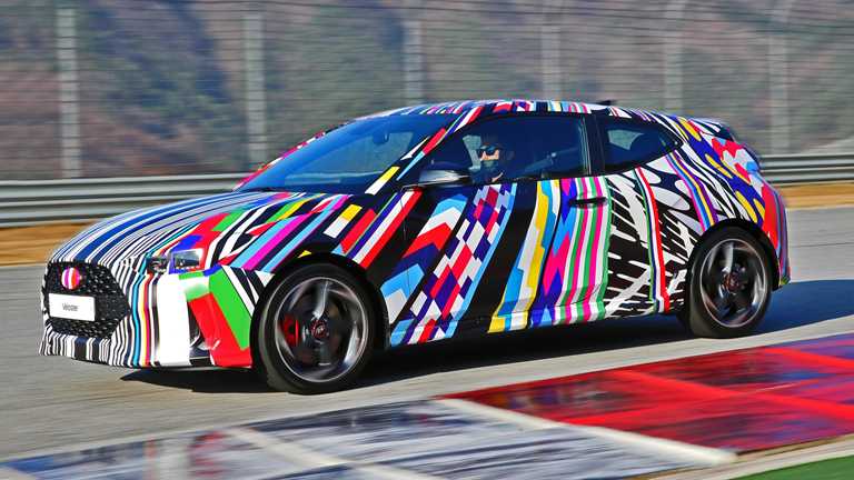 2018 Hyundai Veloster - Preview