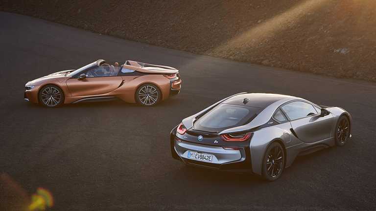 2018 BMW i8 Coupe, i8 Roadster