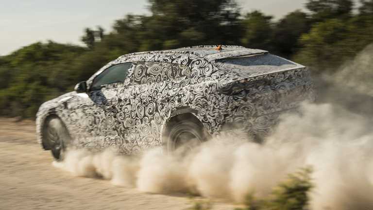 2018 Lamborghini Urus - Full Unveil -