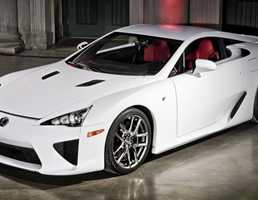 Lexus Teases LF-1 Flagship Crossover, Bound For Detroit