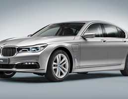 2017 BMW 740e iPerformance