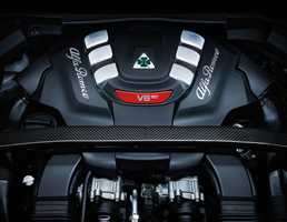 Alfa Plots Next Giulietta As Golf-Killer, New 4C Sports Car