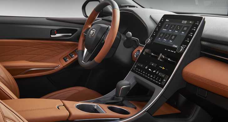 Toyota Yields, Finally Supports Apple CarPlay