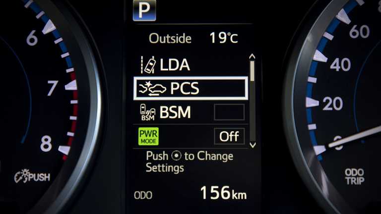 Toyota Kluger Gets Safety Update For 2018