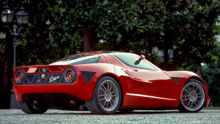 Alfa To Hunt Down F-Type, 911 With New 6C Sports Car