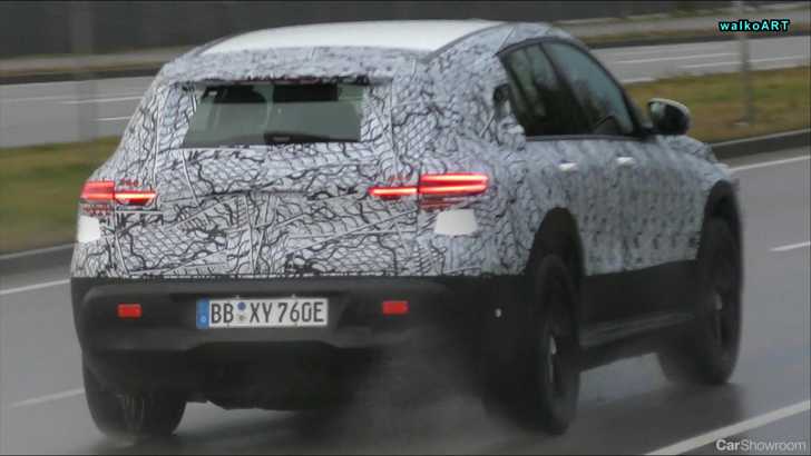 2020 Mercedes-Benz EQ C – Spyshots