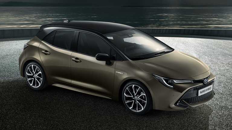 2018 Toyota Auris Hybrid - Geneva Motor Show