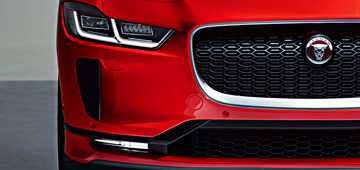 Jaguar-Land Rover Team Up With BlackBerry – Gallery