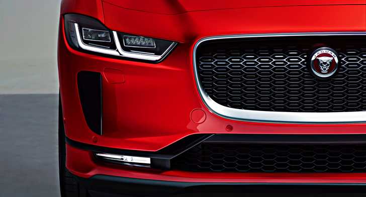 Jaguar-Land Rover Team Up With BlackBerry – Gallery