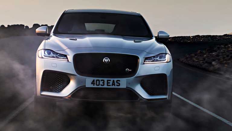 2019 Jaguar F-Pace SVR