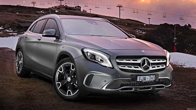 Mercedes-Benz GLA May Spawn Coupe – Gallery