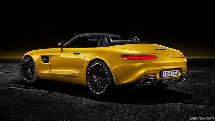 Mercedes-AMG GT S Roadster Arrives As 385kW Mid-Packer