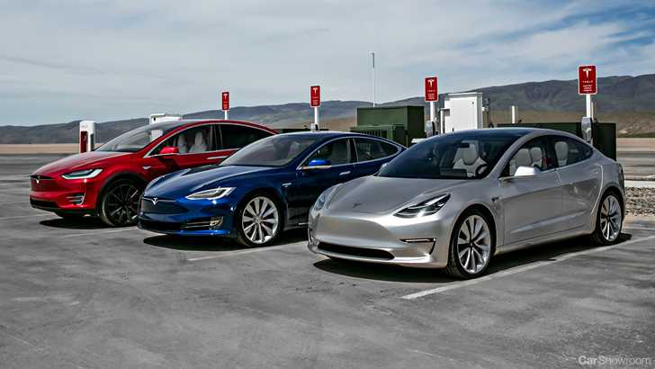 Tesla Shot Down Improved Driver Monitoring Features
– Gallery