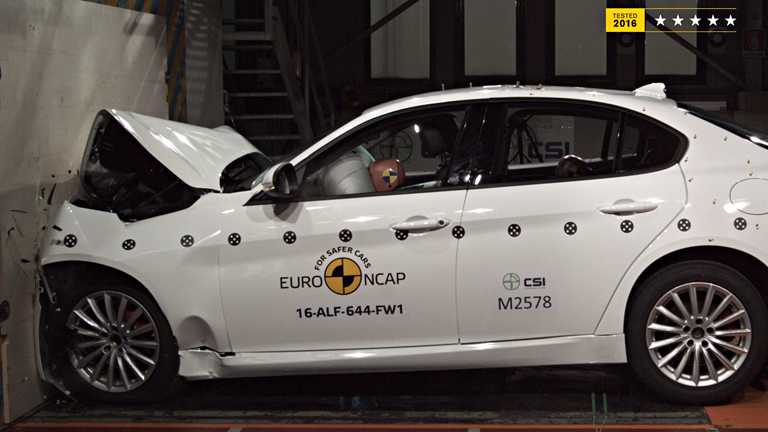 Alfa Romeo Stelvio, Giulia Bag 5-Star ANCAP Ratings – Gallery