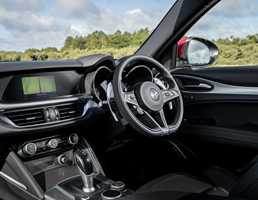 2018 Alfa Romeo Stelvio Ti