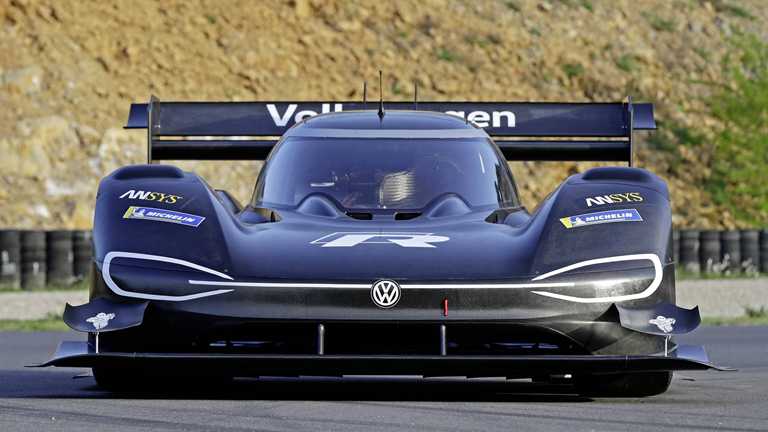 VW’s 500kW Electric Pikes Peak Racer Takes First Run