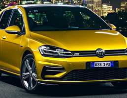 2018 Volkswagen Golf R-Line