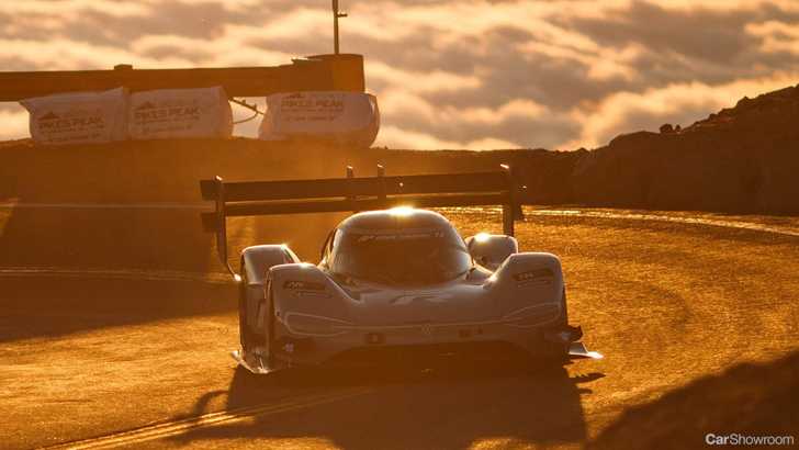Volkswagen I.D R Pikes Peak Smashes Hill Climb Record