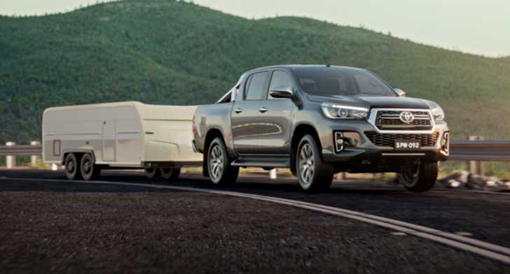 Toyota Updates 2018 SR, SR5 Hilux And Put It On The Website – Gallery