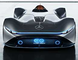 2018 Mercedes-Benz Vision EQ Silver Arrow Concept
