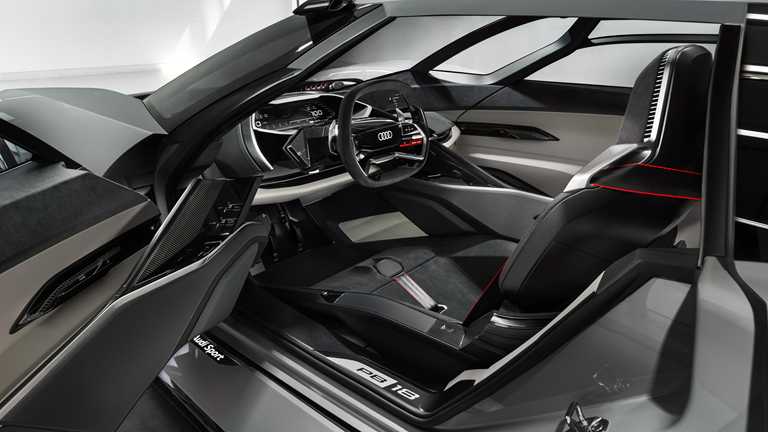 2018 Audi PB18 e-tron Concept