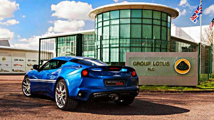 Lotus Snags New Product Boss From Bentley – Gallery
