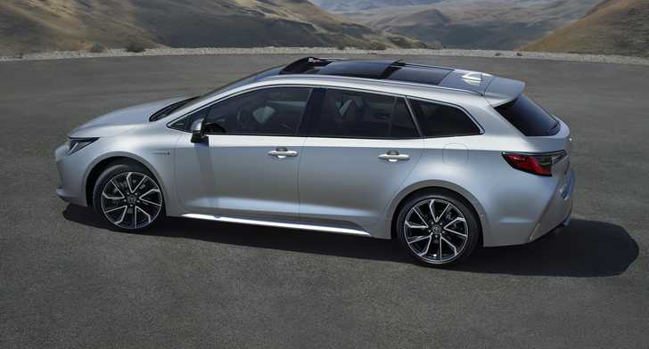 Toyota Reveals Family-Focused Corolla Touring Sports