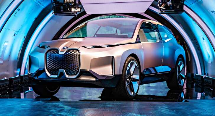 2018 BMW Vision iNext Concept
