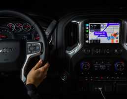 Waze, Google Maps (Finally) Comes To Apple CarPlay