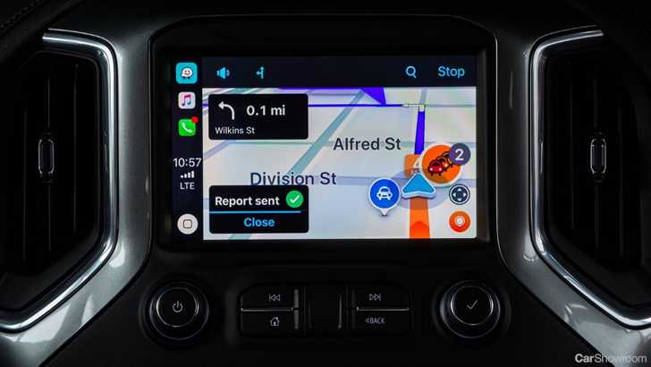 Waze, Google Maps (Finally) Comes To Apple CarPlay