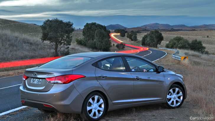 2011 HYUNDAI ELANTRA