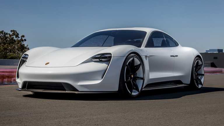 Porsche Future Lab - Porsche Mission E