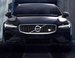 Volvo Caught In The Middle Of US-China Trade War – Gallery