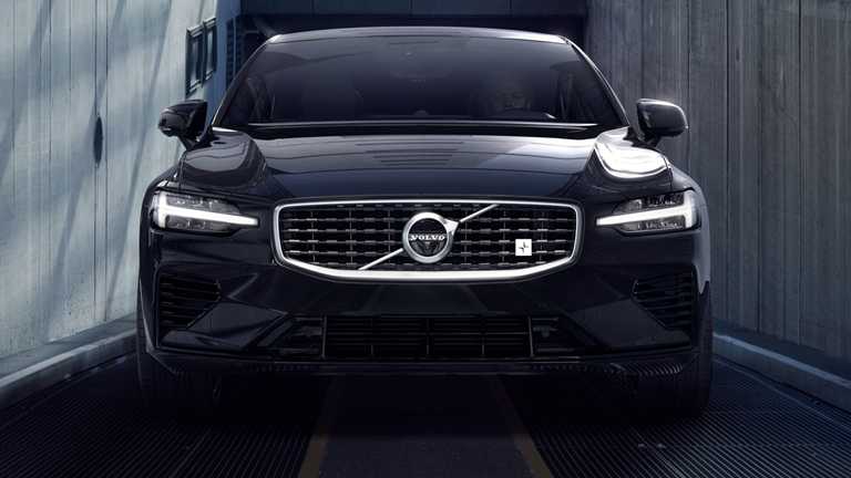 Volvo Caught In The Middle Of US-China Trade War – Gallery