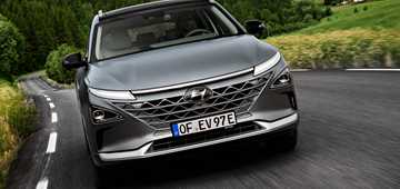 2018 Hyundai Nexo Hydrogen Fuel-Cell EV