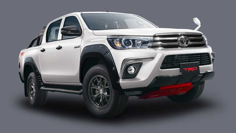 Toyota Hilux Black Rally Looks Amazingly Tasty – Gallery