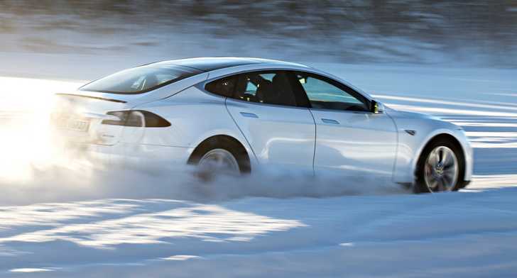 Teslas Can Now Fart On Demand, Because Why Not – Gallery